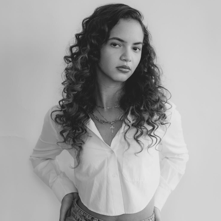 Viulka De Jesus Cruz
